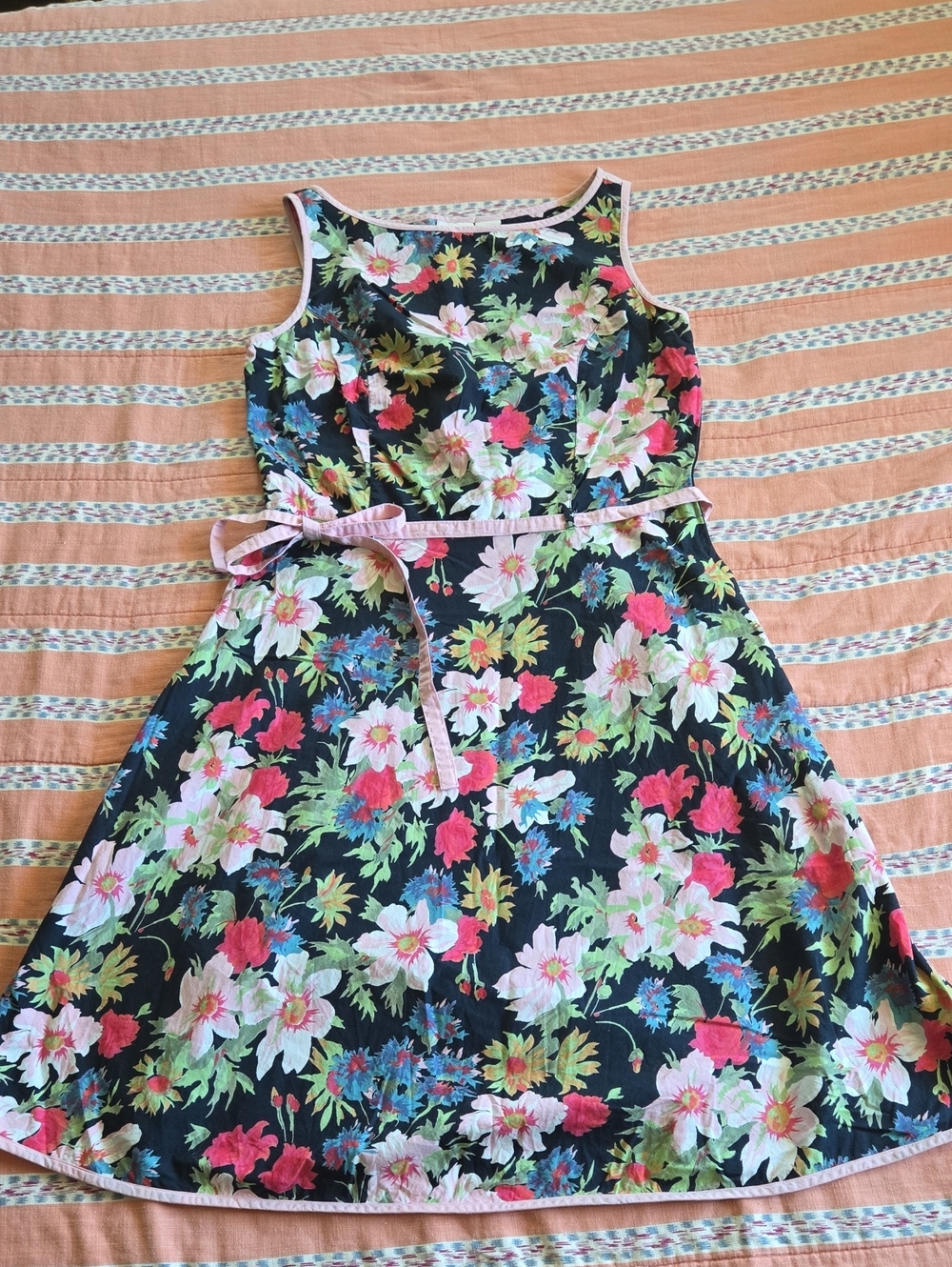 Super 90s Floral Flirty Garden Party Dress - A Vintage Dress Dream!